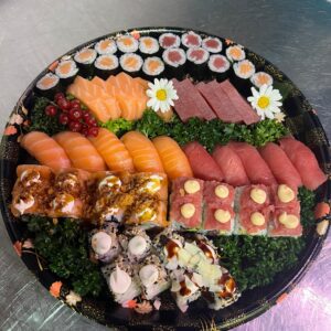 large sushi set